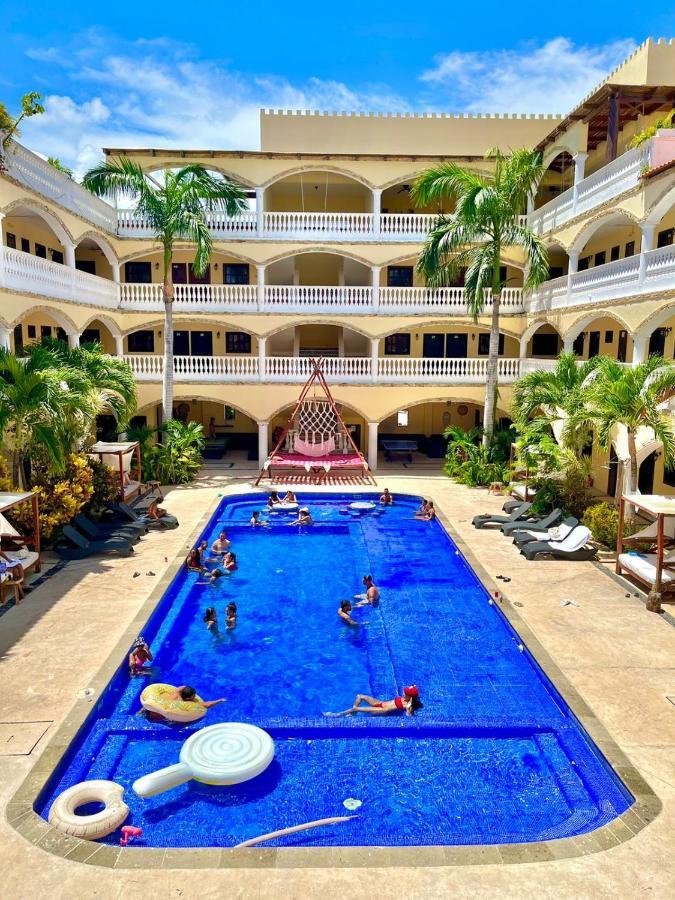 We Playa Hotel Плайя-дель-Кармен Екстер'єр фото